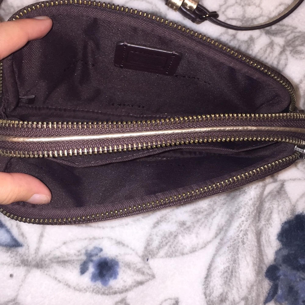 Coach crossbody - Picture 2 of 4